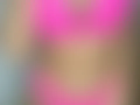 Magst du das hier auspacken? Bin jetzt online hier und hoffe auf eine Nachricht von dir! Jeder der mir jetzt schreibt, bekommt eine ABEND Überraschung von mir!