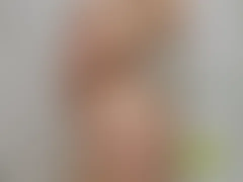 Keine 5 min alt....nicht erschrecken bin unmaskiert 🤭🥴