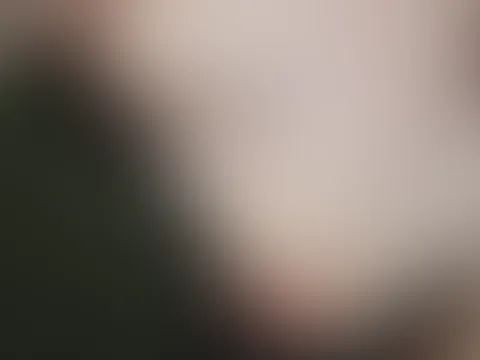 Wie gefallen dir meine titten😏🔥
