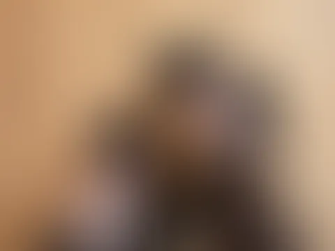 Siehst du meine Füße lieber nackt oder mit High Heels?😋🫣😈