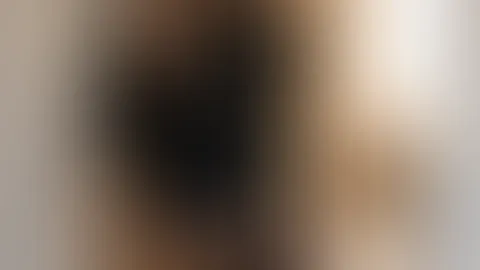 Wer hat Lust mir erst die Löcher zu lecken und mich danach richtig hart zu nehmen? 🤪