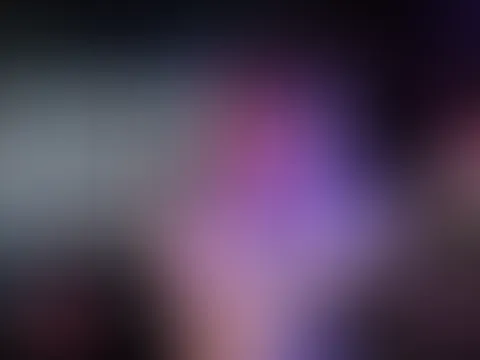 Doppeldildo! Heiße Girl-Girl Action mit allem…