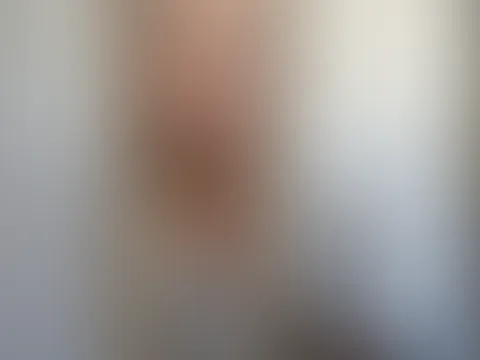 😘