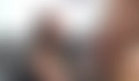 Beim Wixxen gestört, dafür wird sie gef**kt