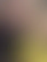 Zunge raus! Aber vielleicht nur, um dich ein bisschen zu ärgern😜💛 Magst du gelb an mir?