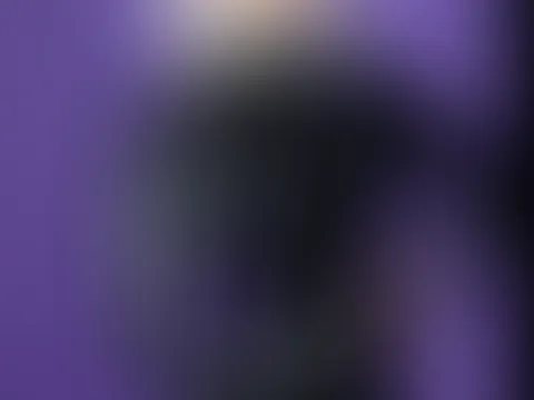 😈