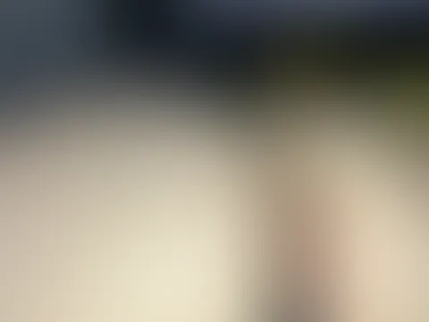 Ein kurzer Einblick in meine Löcher von hinten. Ich mache es mir schön für dich mit meinem dicken Dildo und stelle mir vor, es ist dein S*****z 😍🙈