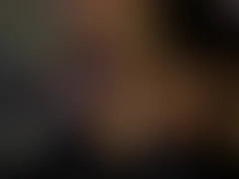 Schwarz lässt mein Kurven besonders zur Geltung kommen😼🖤