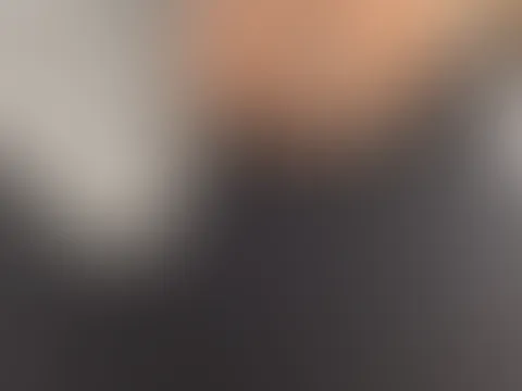 Wie findest du es, wenn ich mich heimlich auf der Arbeit ausziehe 🥵😈😋