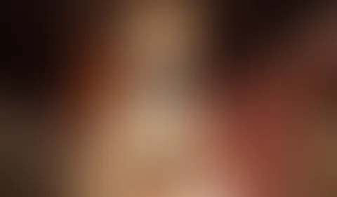 Ich p**s der Latex-Sau in Mund!