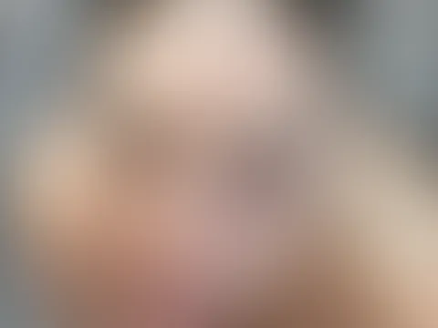 Angespritzt beim Blowjob