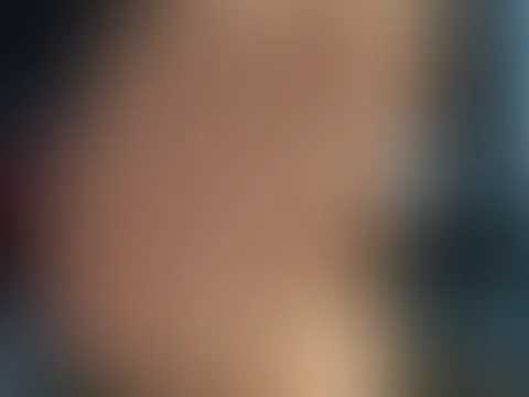 Hast du einen Nylonfetisch? Schwarz oder beige? 💦
