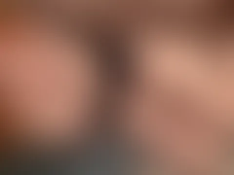 Guten Morgen💋 drück mich nochmal in die Kissen und lass uns spielen🔥😈