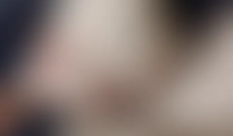 Who is ready for a hot a**l video? 🍑🍆💦