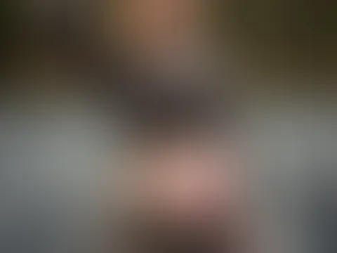 Schwangere Straßen H**e Saskia bläst für 10 Euro einen dicken S*****z im Auto