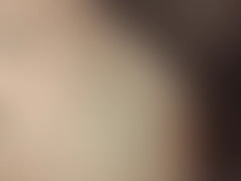 Willst du an meinem steifen Nippel saugen😏