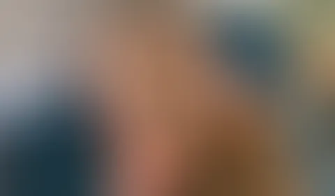 Endlich wirde ich mal wieder so richtig geil gef**kt!! Willst du der nächste sein der mir seinen S*****z in alle möglichen Löcher schiebt? Gerne Süßer denn ich bin unersättlich! Besorg es mir in allen