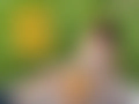 HEFTIG! Mitten im FREIBAD gef**kt!
