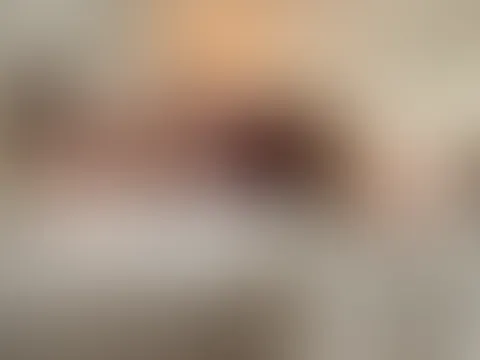 Aufgewacht und geil geworden!