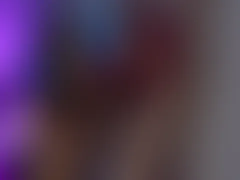 Mel, Ich und der Dildo BlueMel hatte eindeutig sehr viel Spaß mir gefesselt den Dildo in den Mund zu stecken...