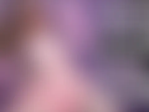 Meine M****i liebt die Reiterstellung und kann diesen Dildo nicht loslassen.