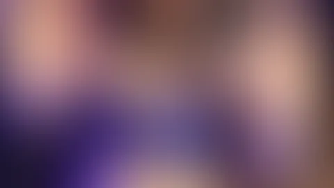 Zwei meiner F****r sehen im Vergleich zu diesem erbärmlichen Mikropenis, den du „S*****z“ nennst, riesig aus.