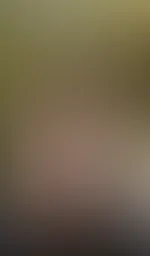 Sieht von Vorn übrigens auch sehr gut aus, wenn das Höschen so schön zwischen die Lippen gezogen wird…und mit dem Höschen dann schön die Clit massieren…hmmm😋