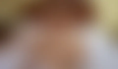Teennie kriegt Orgasmus und wird hardcore kaputt gef**kt!!!