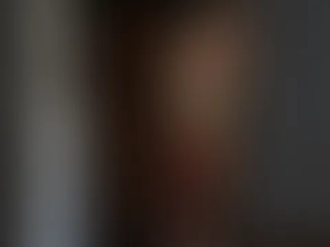 Moin … es ist Freitag , ich kann das Wochenende schon riechen…komm gut durch den Tag oder komm vorher zu mir, ich versüße dir den Morgen 😘😉🫵🏼