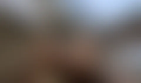 Nackt in Nylons. Wie sieht meine M****i darunter aus? Siehs dir an. Fuer feed Abonnenten gratis