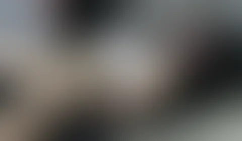 Hast du gedacht im ersten Teil war bereits alles zu sehen von meiner Strafe? Falsch gedacht, das bisschen Spanking auf meinem breiten A***h war zwar schon ein guter Anfang,aber zum einen nicht alles u