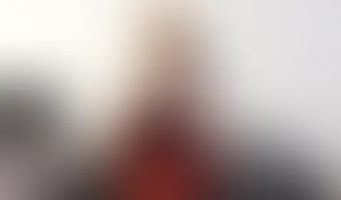 Wenn das die Familie erfährt! Ich w***se mich im DIRNDL!