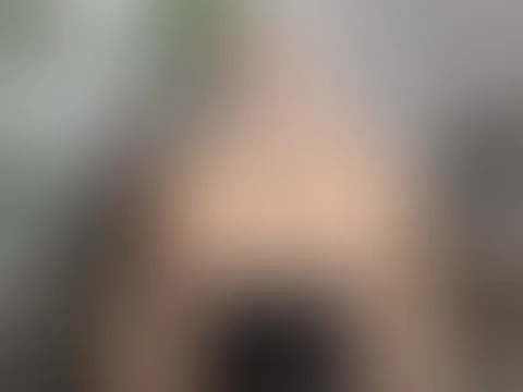 Enger geht immer: Lena im Korsett