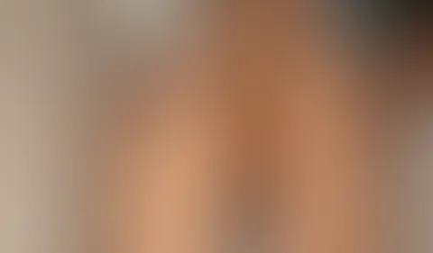 Die Seite spinnt leider mal wieder, ich kann keine Fotos hochladen... Hab ein paar geile Doppeldildo-Bilder für euch, aber dann kommen die halt später 😊 Dafür hier die Vorschau von meinem neuen Video