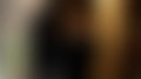 Ich brauch jemanden der mir zeigt wo der Hase langläuft und meine F**klöcher ordentlich dehnt 🥰