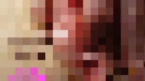 Nahaufnahme, wie ich an meiner M****i und meinem A***h spiele