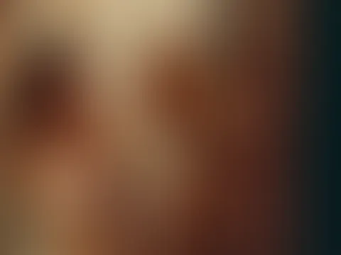 Zwei schmutzige Girls duschen