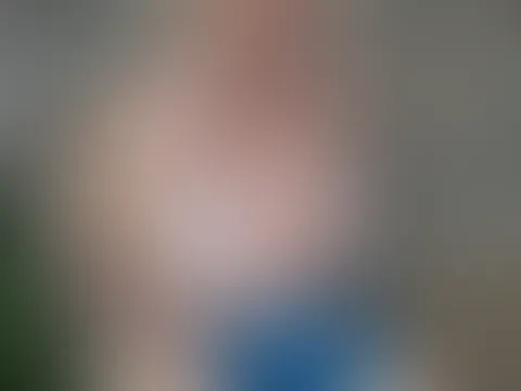 Wollt ihr diese geilen Titten sehen?