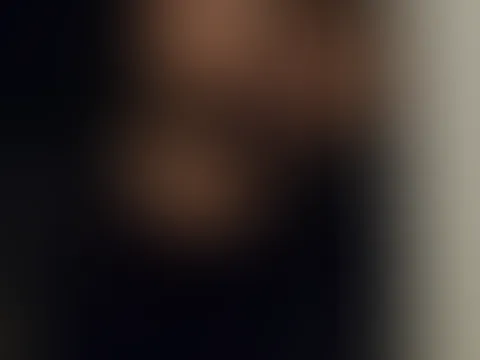 Hoppla , während die Nachbarn aus den Festnetz schauen, lutsche ich an meinem Spielzeug 🍆🔥