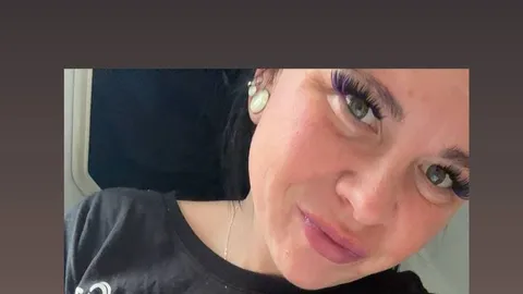 Hot mum