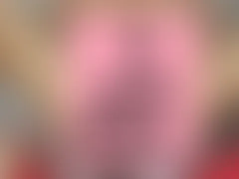 10 versaute Bilder in roten Lack High Heels Dildo ins P***yloch + Analplug gleichzeitig gestopft mit riesen Titten