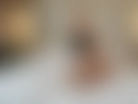 MEINE KLEINE MODENSCHAU IM HOTELZIMMER
