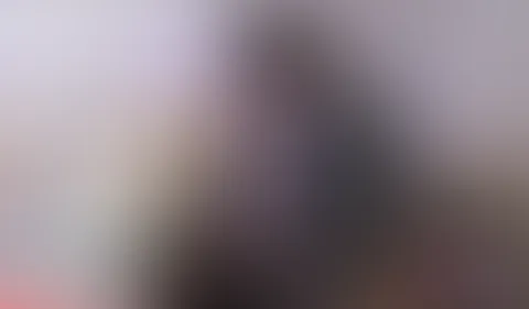 Handwerkskunst! Im neuen Bett gehämmert!!