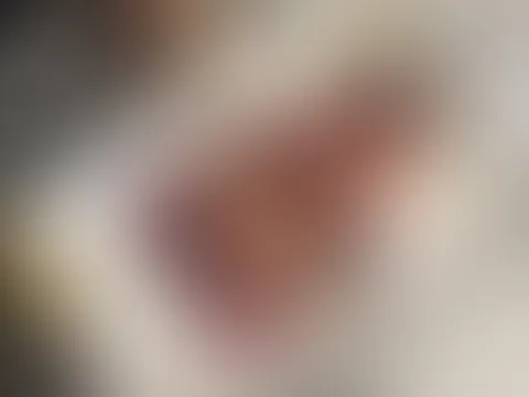 Was würdest du mit mir tun, wenn gerade so neben dir sitzen würde?😛