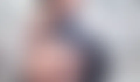 Im Strapon zeig ichs dir, Fantasien, Latexbody aus und Dildo b****n