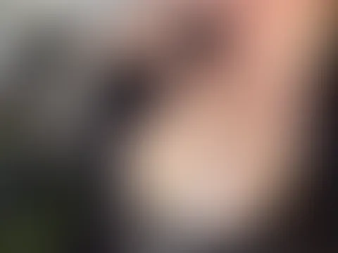 Hmmm wie findest mein outfit? Soll ich spĂ€ter damot Bilder oder video machen?đđ„