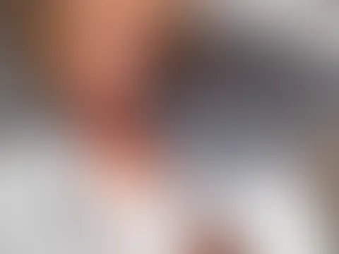 MEIN ERSTES PINKEL VIDEO! Ich p**se auf meinem Balkon