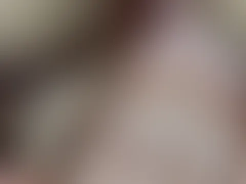 Sei ganz nah dran an meiner P***y, sieh mir zu beim kömmen und höre mich stöhnen