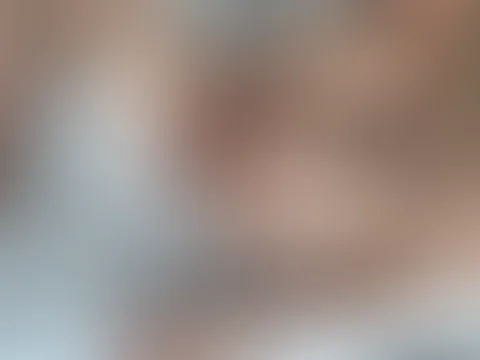 Weißt du was ich jetzt lieber in meiner P***y hätte? 🤠