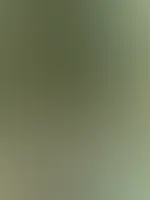 Ich strecke dir gerne meine Zunge raus ♥️😜 und schau mal wie meine titten hängen mit den harten nippeln 🥵